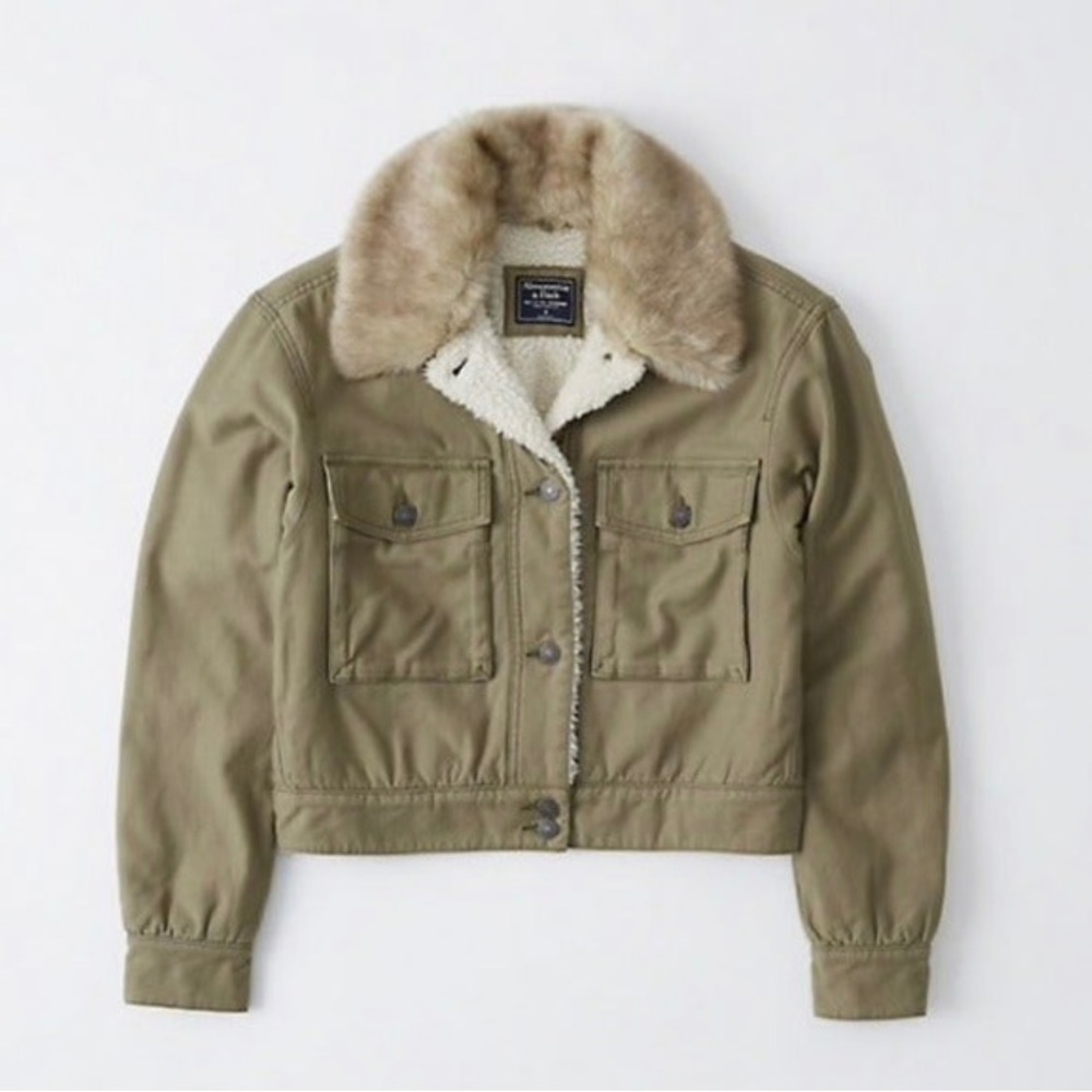 Abercrombie Sherpa Lined Twill Jacket with Detachable Faux Fur Collar | Size XS